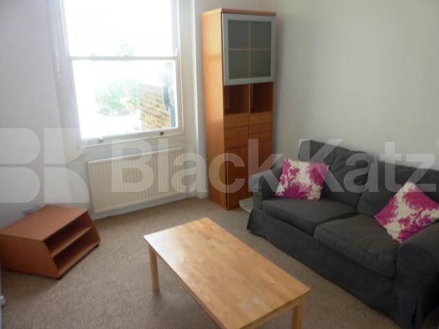 			NEW INSTRUCTION!, 2 Bedroom, 1 bath, 1 reception Flat			 Chepstow Road, BAYSWATER